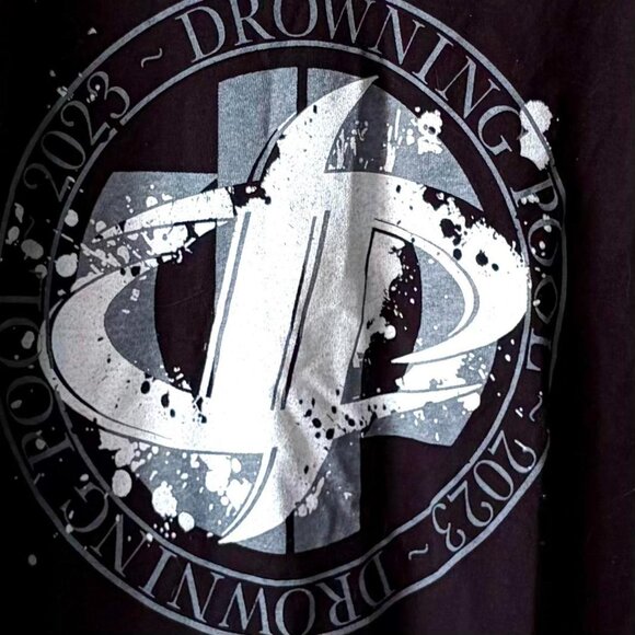 Drowning Pool black band tee shirt women's medium - Picture 3 of 4